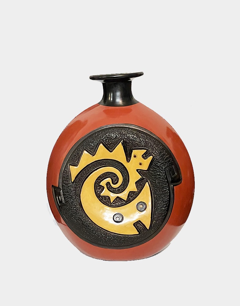 Chulucanas Lipped Pottery Vases