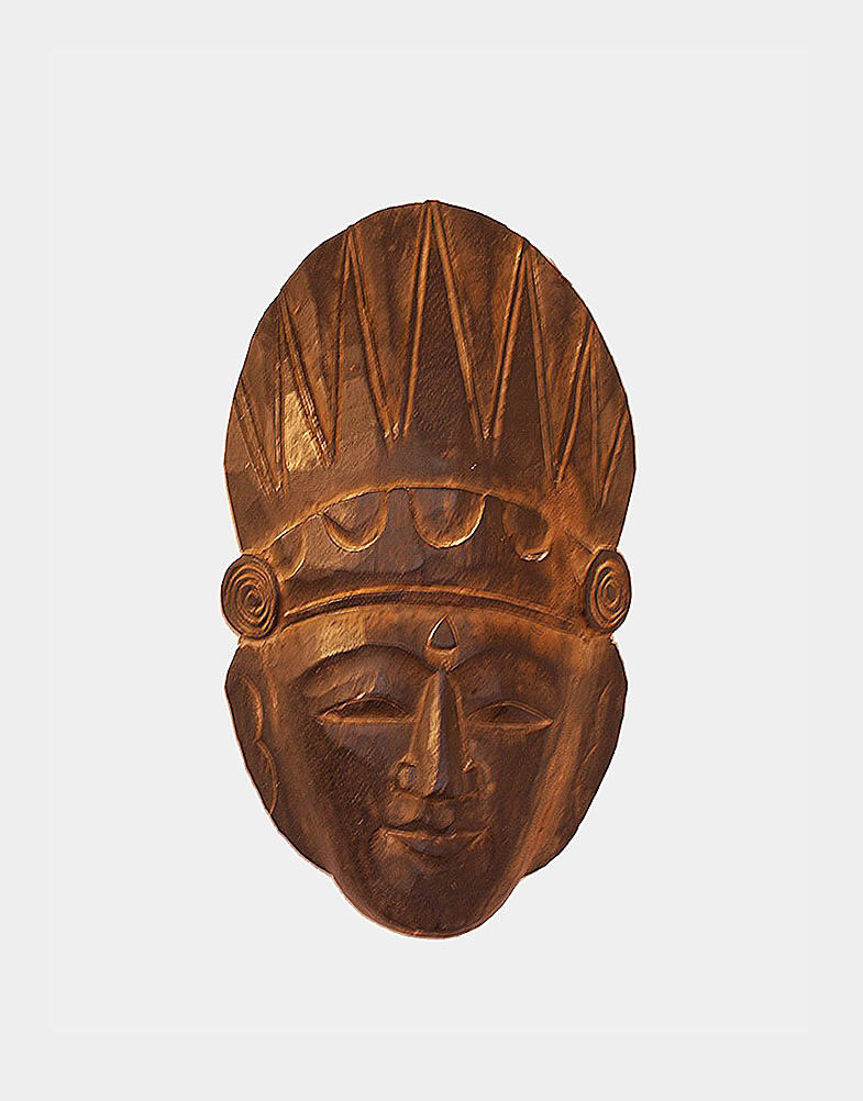This wooden Bali mask has a smiling face, a symbol of Godliness. This traditional Bali mask, arved out of dark wood is ideal for wall decor. Free shipping.