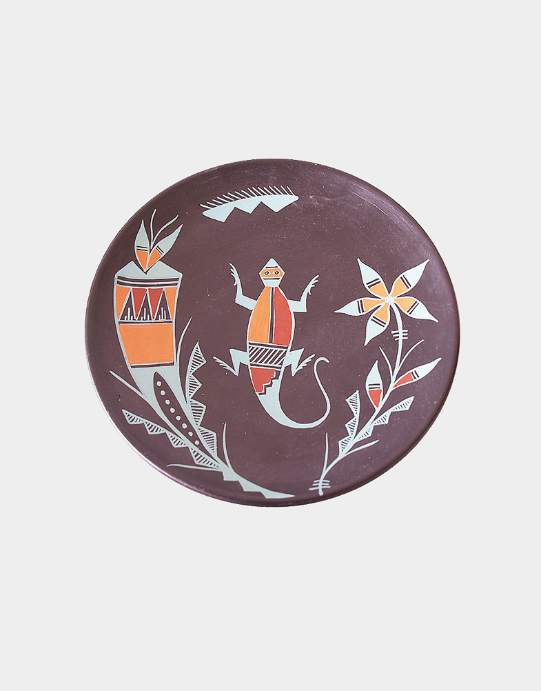 Buy this hand painted Hopi Style plates wall decor, made in Mexico. This stoneware plate is hand painted by the Mexican Artists with a dark color vegetable dye.