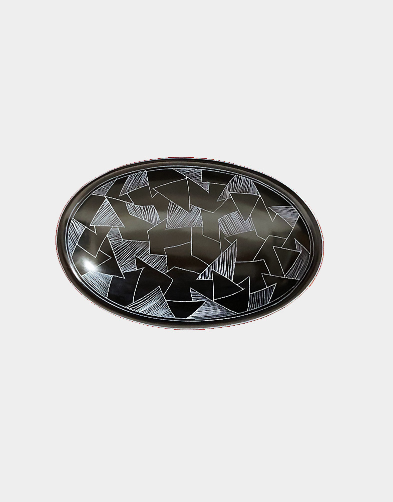 Kenyan artisans hand-carved this soapstone oval dish and dyed the exterior to achieve a deep black finish. Buy this dish with free shipping at Craft Montaz.