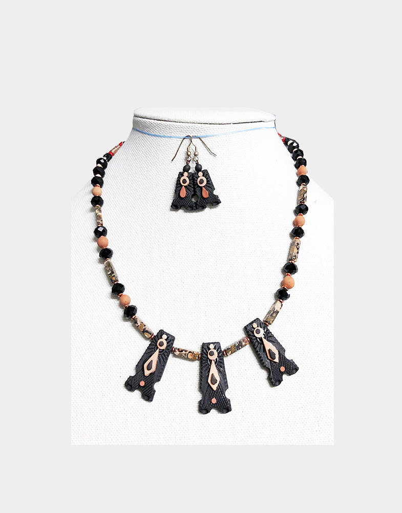 Black three pendant jewelry set-a