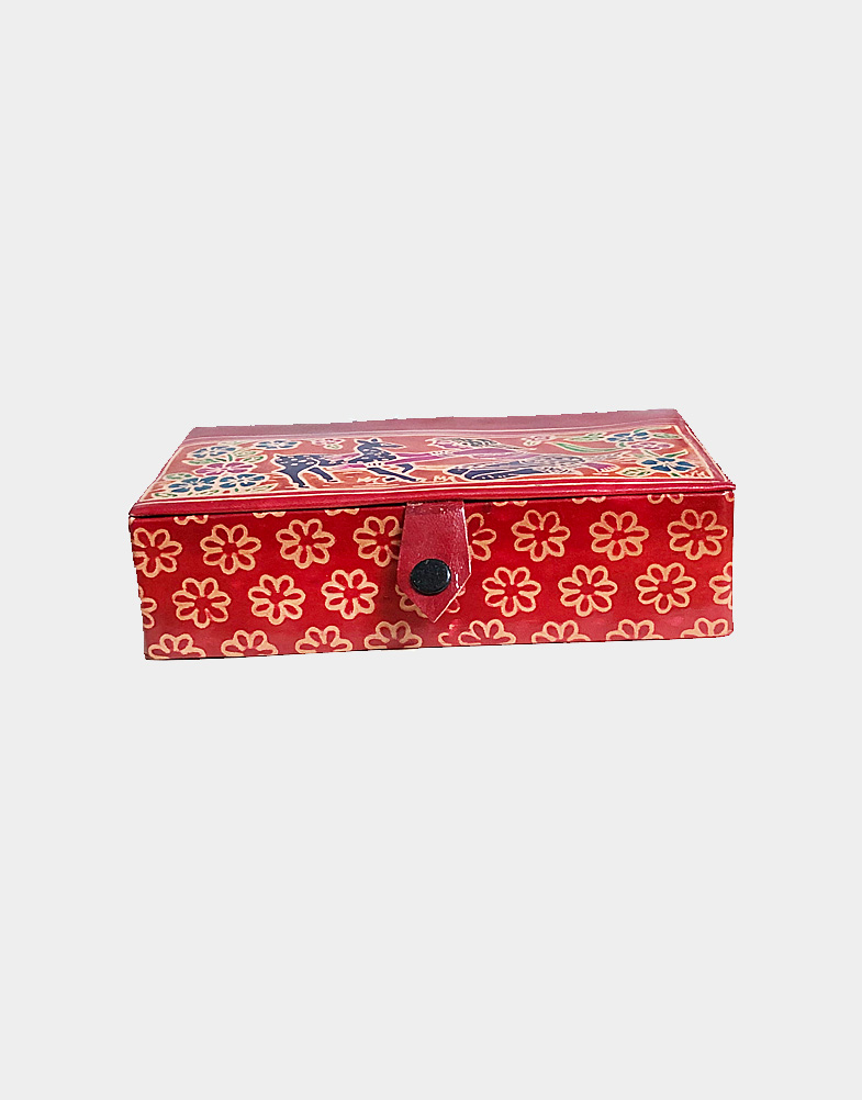 red recatangular box2-b