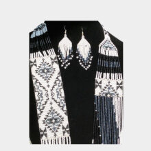 black and white necklace set-d