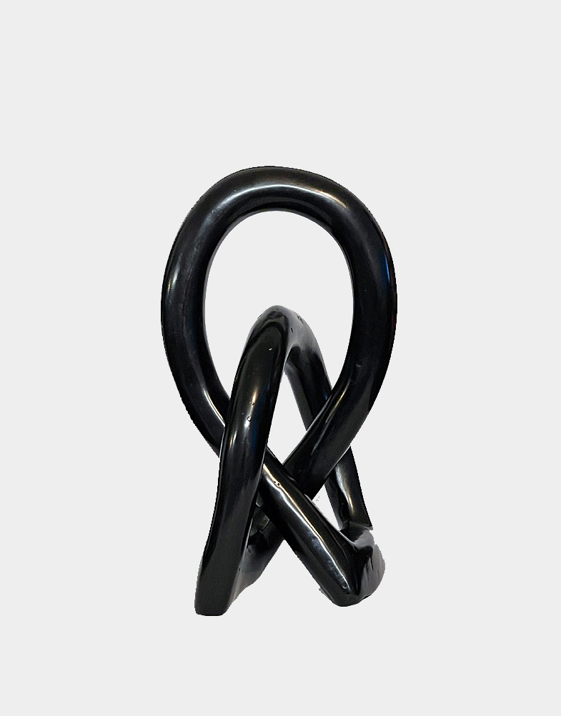 love knot black 1-a