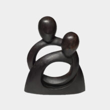 suar wood sculpture hugging couple-a
